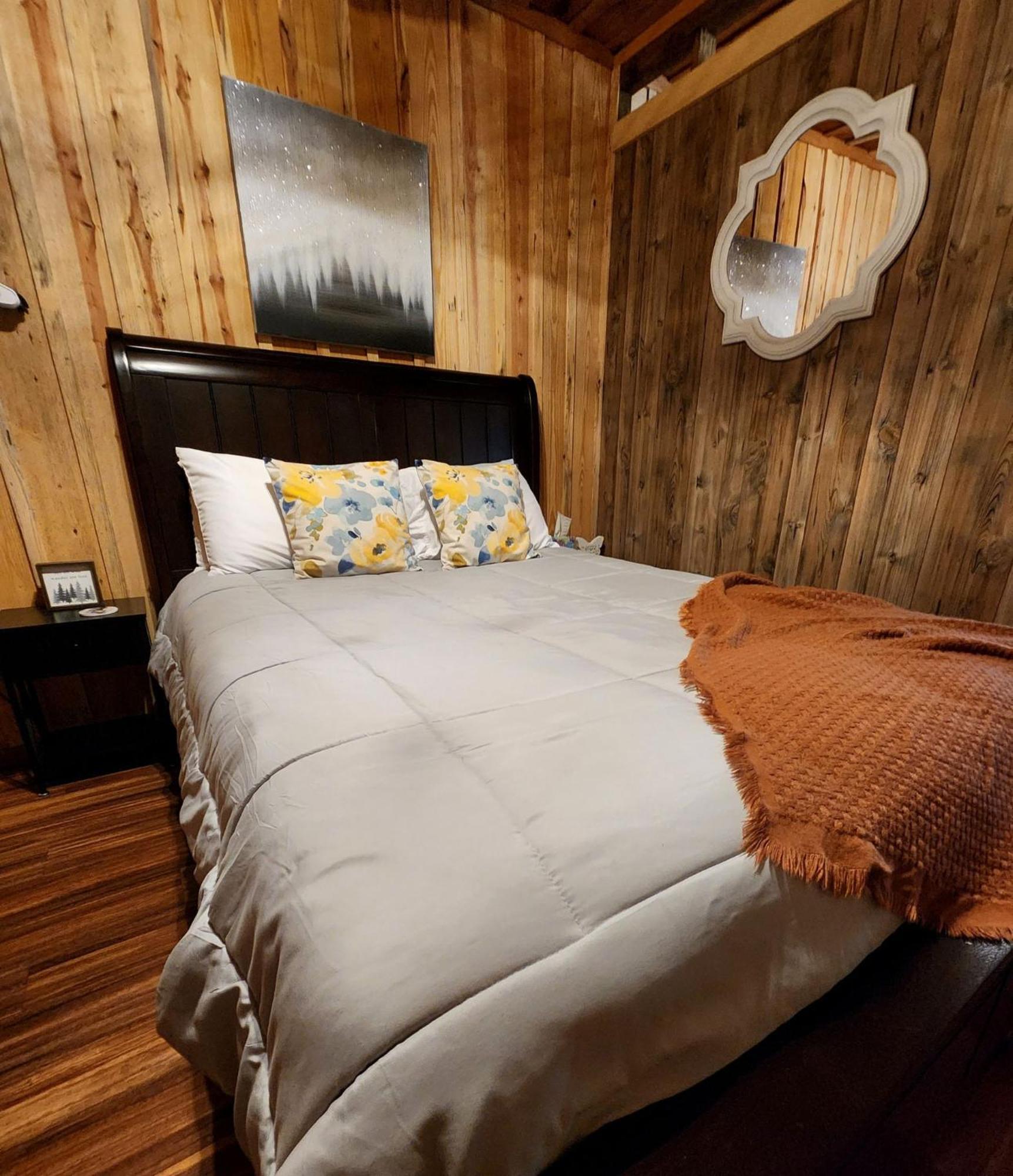 Unique Country Cabin Meets Farmhouse Modern!!! Mena Buitenkant foto