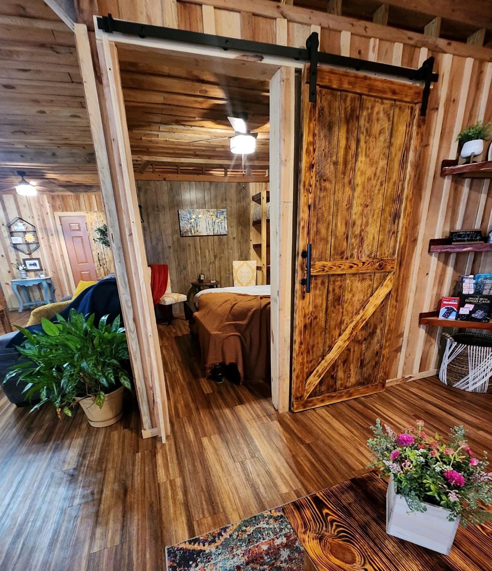 Unique Country Cabin Meets Farmhouse Modern!!! Mena Buitenkant foto