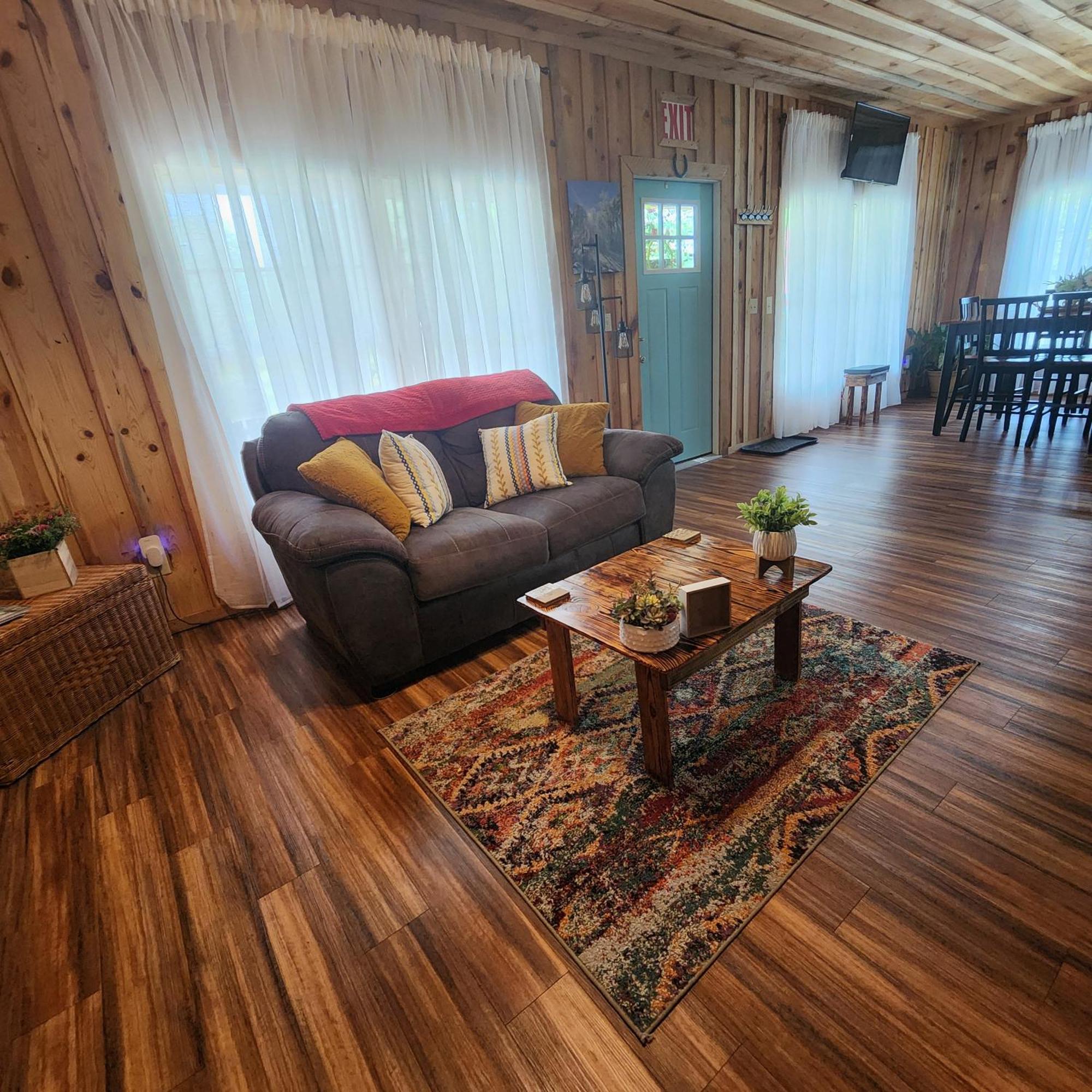 Unique Country Cabin Meets Farmhouse Modern!!! Mena Buitenkant foto