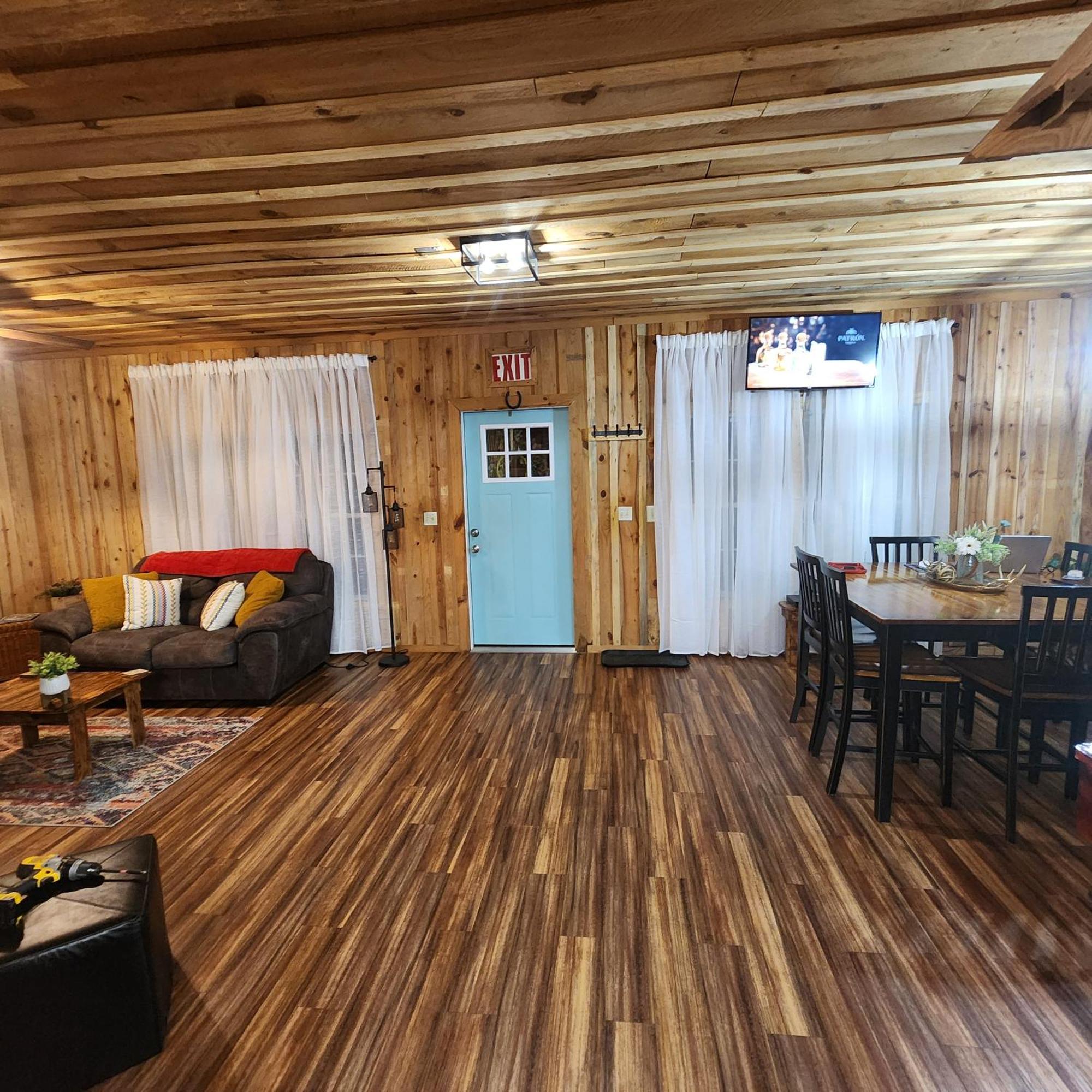 Unique Country Cabin Meets Farmhouse Modern!!! Mena Buitenkant foto